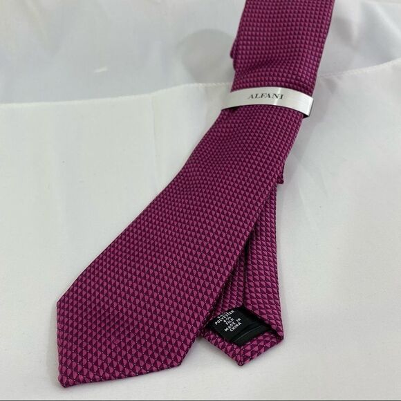 Alfani Men Slim Tie Butler Mini Style Berry Color - Picture 1 of 4